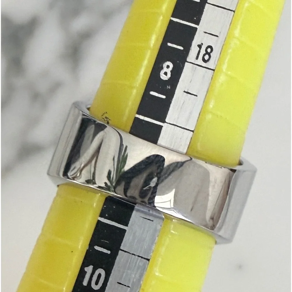 Swarovski Men's New England Ring, Green, Size 62 (10‎ US)